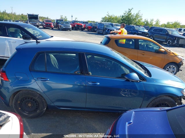 12623895 :رقم المزاد ، 3VWW57AU0MM002093 vin ، 2021 Volkswagen Golf Comfortline/highline مزاد بيع