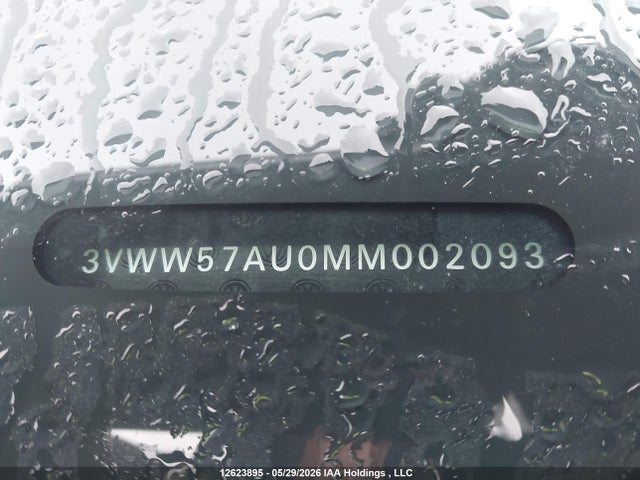 12623895 :رقم المزاد ، 3VWW57AU0MM002093 vin ، 2021 Volkswagen Golf Comfortline/highline مزاد بيع