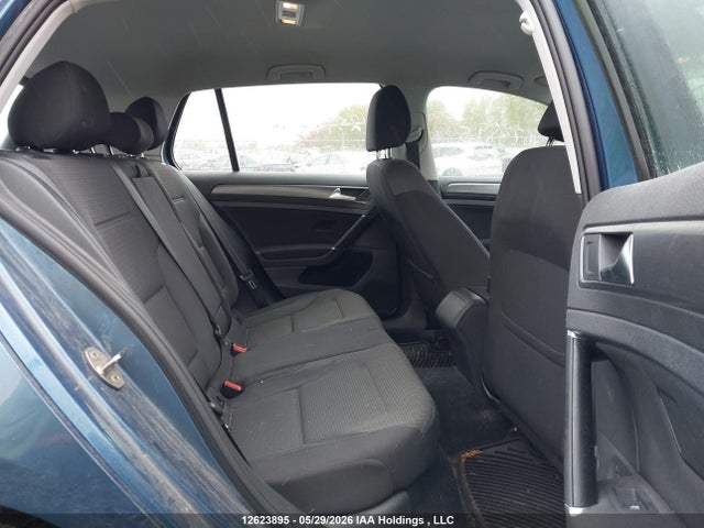 12623895 :رقم المزاد ، 3VWW57AU0MM002093 vin ، 2021 Volkswagen Golf Comfortline/highline مزاد بيع