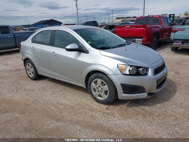 2013 Chevrolet Sonic Ls მანქანა იყიდება აუქციონზე, vin: 1G1JA5EH7D4248136, აუქციონის ნომერი: 12623903