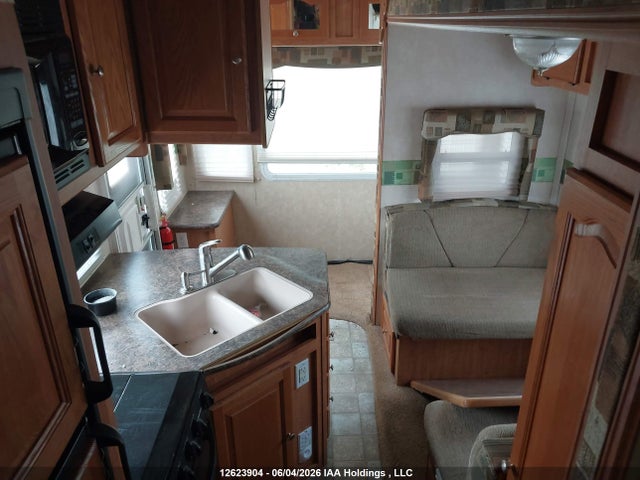 Продажа на аукционе авто 2010 Flagstaff Trailer, vin: 4X4FFLZ22A1830175, номер лота: 12623904