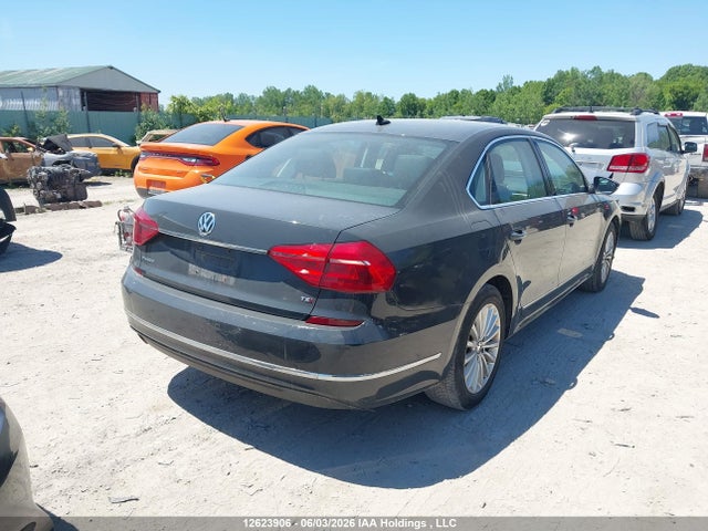 1VWBS7A39GC048543 Volkswagen Passat 1.8 Tsi Comfortline