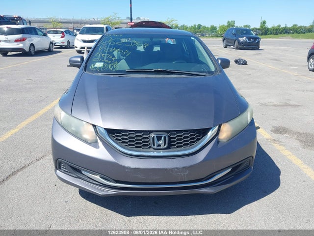 Honda Civic 2015 2HGFB2F42FH014031 Image 13