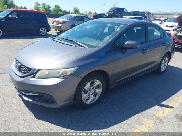 Honda Civic 2015 2HGFB2F42FH014031 Image 2