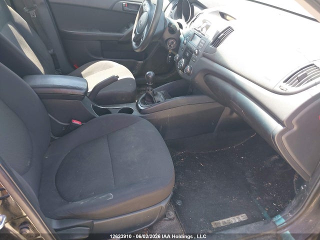 Продаж на аукціоні авто 2012 Kia Forte5 2.0l Ex, vin: KNAFU5A26C5598997, номер лоту: 12623910