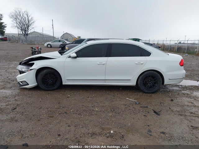 Aukcja sprzedaży 2016 Volkswagen Passat 1.8 Tsi Comfortline, vin: 1VWBS7A38GC019244, numer aukcji: 12600833