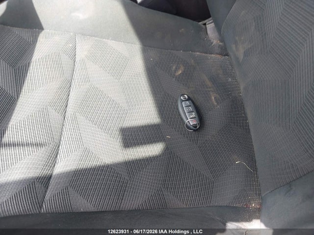 2016 Nissan Rogue S/sl/sv მანქანა იყიდება აუქციონზე, vin: 5N1AT2MV6GC775873, აუქციონის ნომერი: 12623931