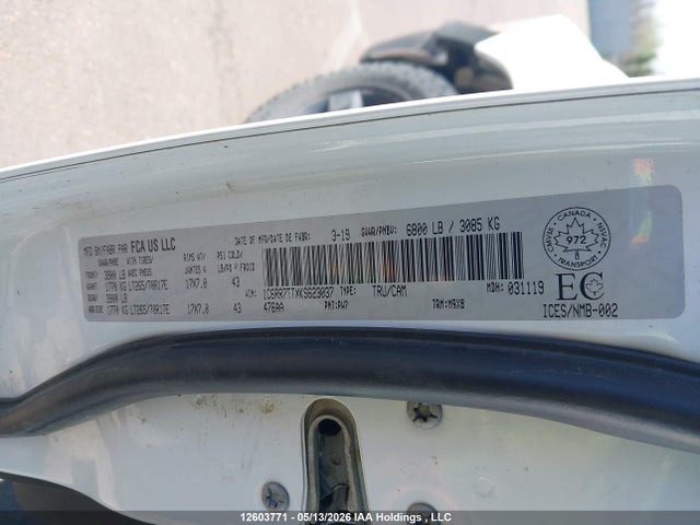 12603771 :رقم المزاد ، 1C6RR7TTXKS623037 vin ، 2019 Ram 1500 Classic Slt مزاد بيع
