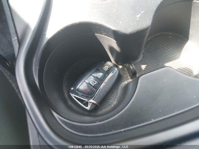 5XYZUDLA0HG471434 Hyundai Santa Fe Sport 2.0t Limited
