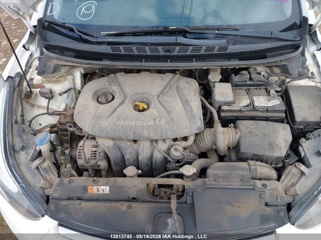 5NPDH4AE2EH529617 Hyundai Elantra Gls