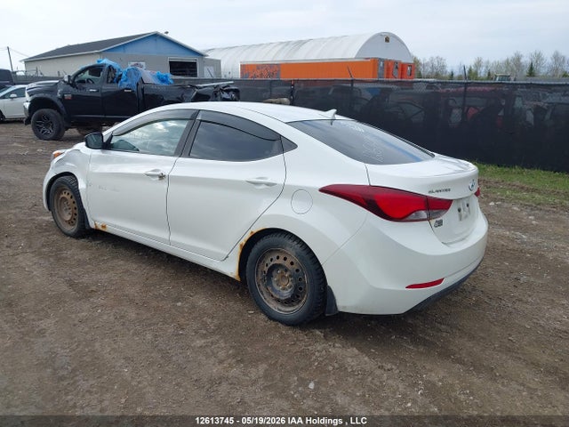 5NPDH4AE2EH529617 Hyundai Elantra Gls