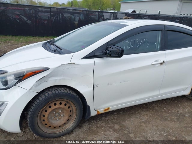 5NPDH4AE2EH529617 Hyundai Elantra Gls