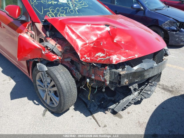 Продажа на аукционе авто 2018 Hyundai Elantra Gl, vin: KMHD84LF9JU605707, номер лота: 12623942