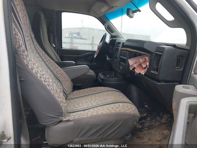 Продаж на аукціоні авто 2017 Chevrolet Express 2500 1wt, vin: 1GCWGAFF2H1129757, номер лоту: 12623953