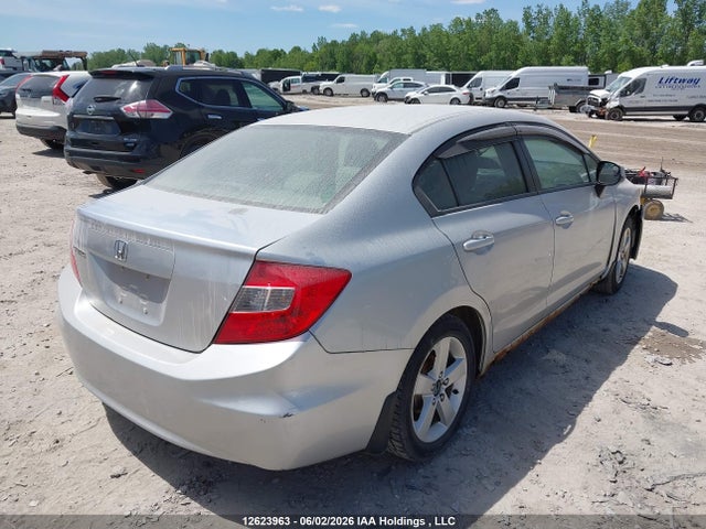 2012 Honda Civic Lx მანქანა იყიდება აუქციონზე, vin: 2HGFB2F43CH105613, აუქციონის ნომერი: 12623963