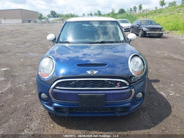 Mini 3 Door Cooper S 2015 WMWXP7C56F2A39084 Image 12