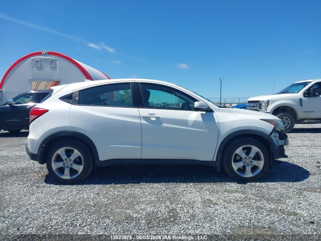 3CZRU5H35GM103908 Honda HR-V LX