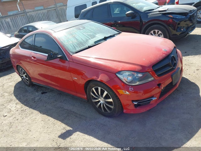 Продаж на аукціоні авто 2012 Mercedes-benz C 250, vin: WDDGJ4HBXCF923280, номер лоту: 12623976