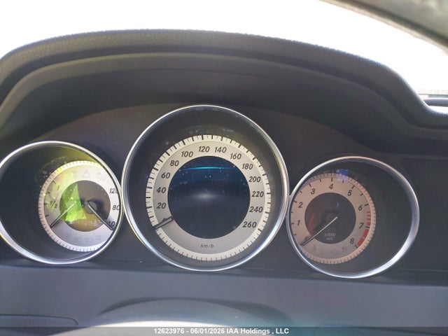 2012 Mercedes-benz C 250 მანქანა იყიდება აუქციონზე, vin: WDDGJ4HBXCF923280, აუქციონის ნომერი: 12623976