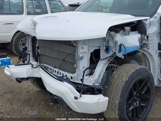 Продаж на аукціоні авто 2025 Chevrolet Silverado 1500 4wd Rst, vin: 2GCUKEED3S1141964, номер лоту: 12623995