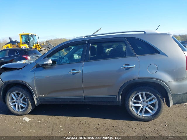 5XYKTCA62EG524594 KIA Sorento Lx/lx Premium/se