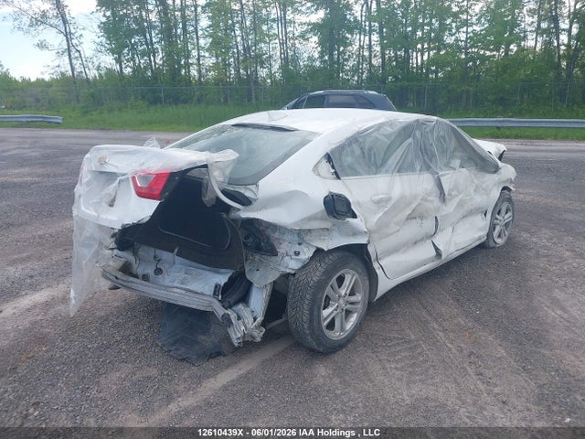 12610439 :رقم المزاد ، 1G1BE5SM8J7145151 vin ، 2018 Chevrolet Cruze Lt Auto مزاد بيع