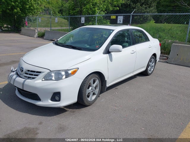 Продажа на аукционе авто 2013 Toyota Corolla S/le, vin: 2T1BU4EE4DC045706, номер лота: 12624007