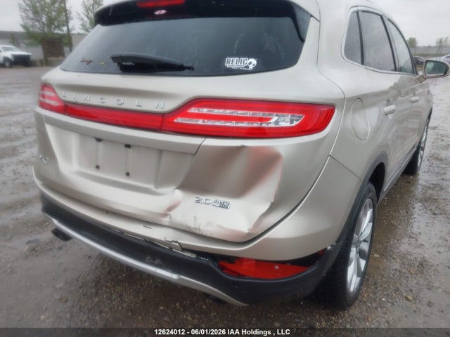 12624012 :رقم المزاد ، 5LMCJ2A91FUJ38207 vin ، 2015 Lincoln Mkc مزاد بيع