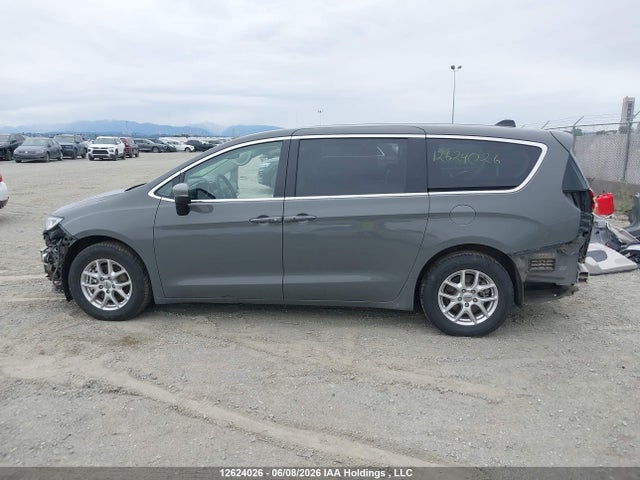 Продаж на аукціоні авто 2023 Chrysler Pacifica Touring L, vin: 2C4RC1BG9PR567628, номер лоту: 12624026