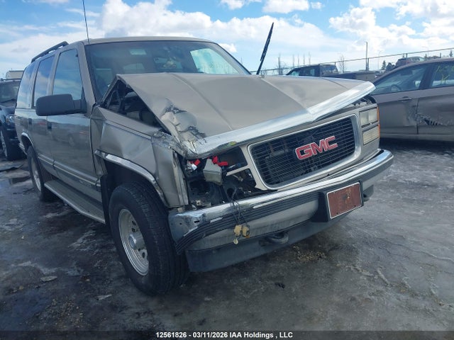12561826 :رقم المزاد ، 1GKEK13RXWR503981 vin ، 1998 Gmc Yukon Sle مزاد بيع
