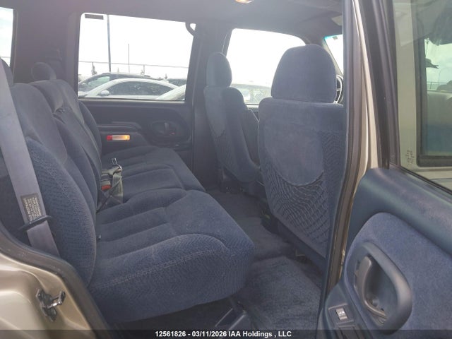 12561826 :رقم المزاد ، 1GKEK13RXWR503981 vin ، 1998 Gmc Yukon Sle مزاد بيع