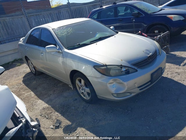 12624038 :رقم المزاد ، 4T1BE32K14U848599 vin ، 2004 Toyota Camry Le/se/xle مزاد بيع