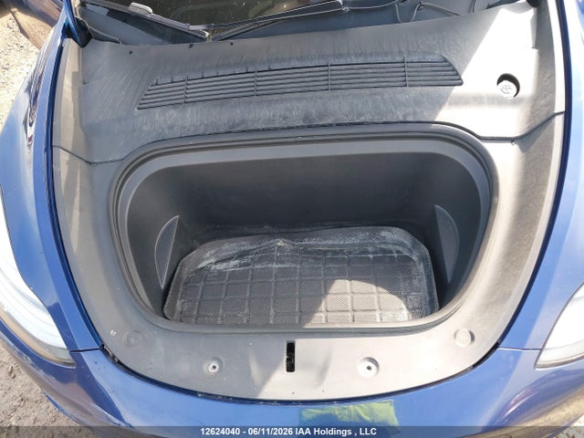 Tesla Model Y Long Range 2022 7SAYGAEEXNF575839 Image 10