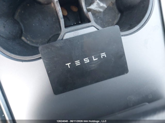 Tesla Model Y Long Range 2022 7SAYGAEEXNF575839 Image 11