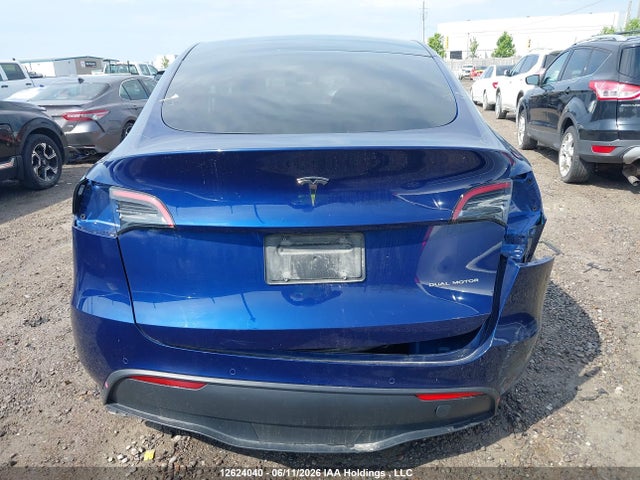 Tesla Model Y Long Range 2022 7SAYGAEEXNF575839 Image 16
