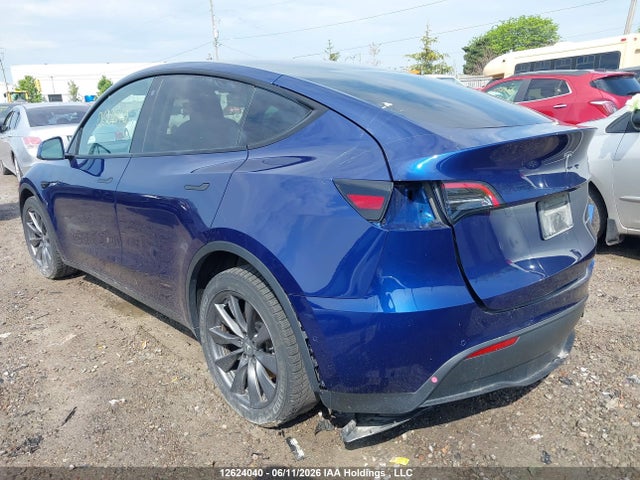 Tesla Model Y Long Range 2022 7SAYGAEEXNF575839 Image 3
