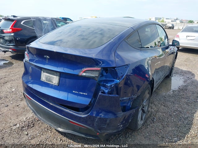 Tesla Model Y Long Range 2022 7SAYGAEEXNF575839 Image 4