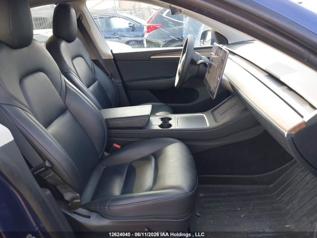 Tesla Model Y Long Range 2022 7SAYGAEEXNF575839 Image 5