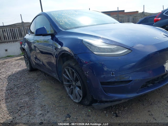Tesla Model Y Long Range 2022 7SAYGAEEXNF575839 Image 6