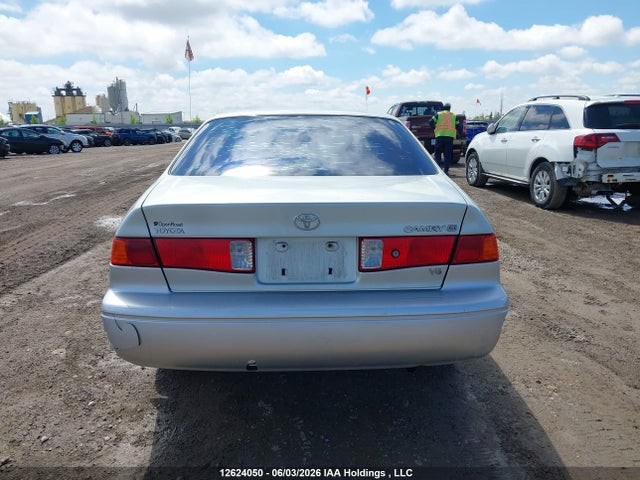 12624050 :رقم المزاد ، JT2BF22K610317616 vin ، 2001 Toyota Camry Ce V6/xle V6 مزاد بيع
