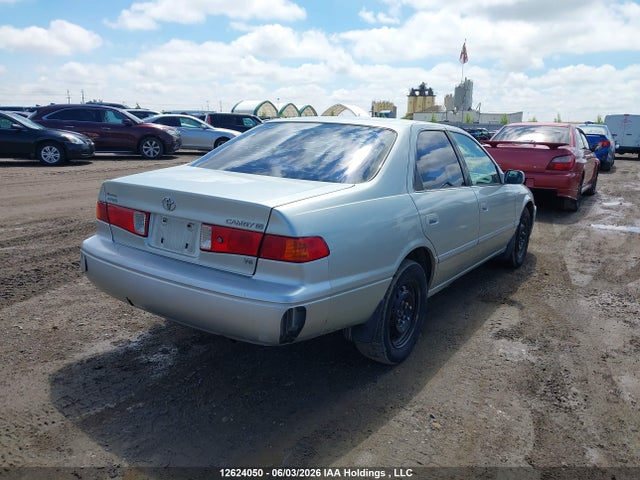 12624050 :رقم المزاد ، JT2BF22K610317616 vin ، 2001 Toyota Camry Ce V6/xle V6 مزاد بيع