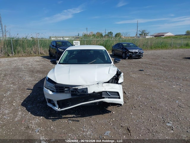 1VWAT7A3XHC082064 Volkswagen Passat 1.8 Tsi Trendline+