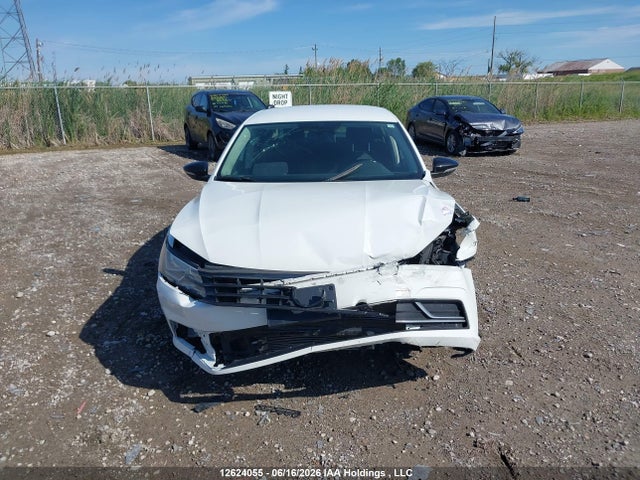 1VWAT7A3XHC082064 Volkswagen Passat 1.8 Tsi Trendline+