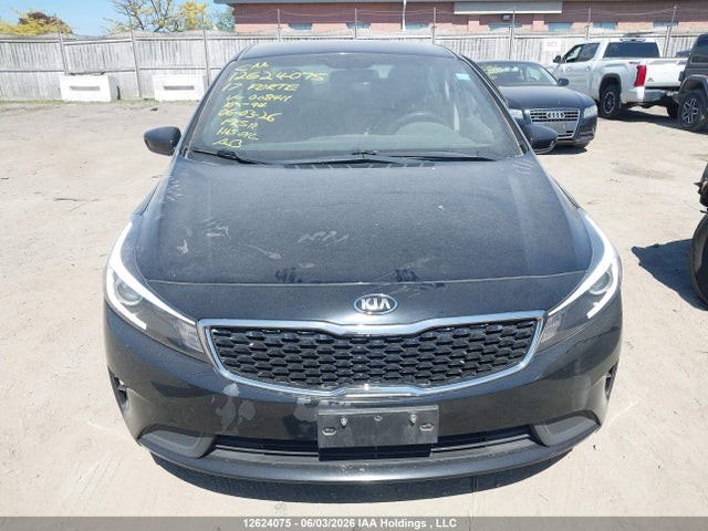 Продажа на аукционе авто 2017 Kia Forte Lx, vin: 3KPFK4A71HE008411, номер лота: 12624075