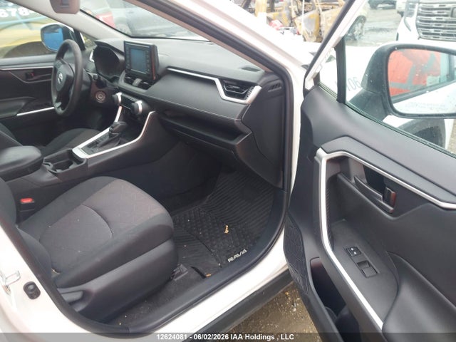Toyota RAV4 LE 2019 2T3B1RFV0KC015935 Image 5