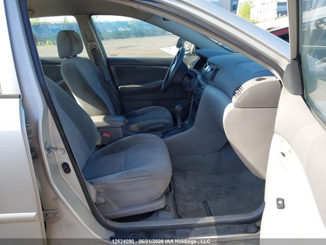 12624090 :رقم المزاد ، 2T1BR32E04C834337 vin ، 2004 Toyota Corolla مزاد بيع