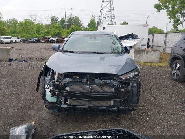 Продажа на аукционе авто 2022 Toyota Corolla Cross, vin: 7MUCAAAG2NV009613, номер лота: 12624096