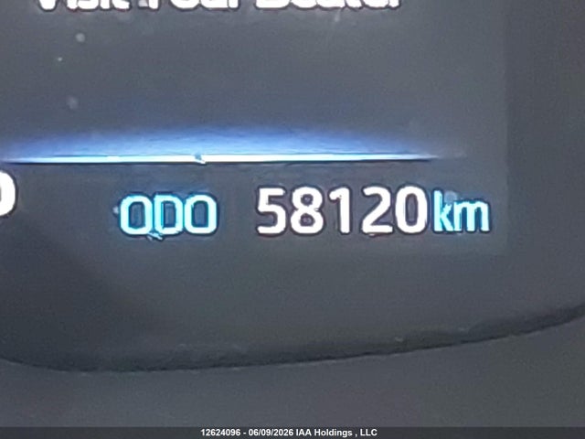 Продажа на аукционе авто 2022 Toyota Corolla Cross, vin: 7MUCAAAG2NV009613, номер лота: 12624096