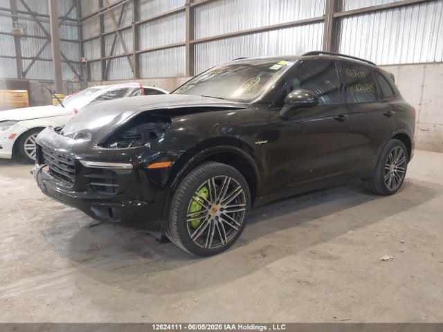 12624111 :رقم المزاد ، WP1AE2A26HLA74789 vin ، 2017 Porsche Cayenne مزاد بيع