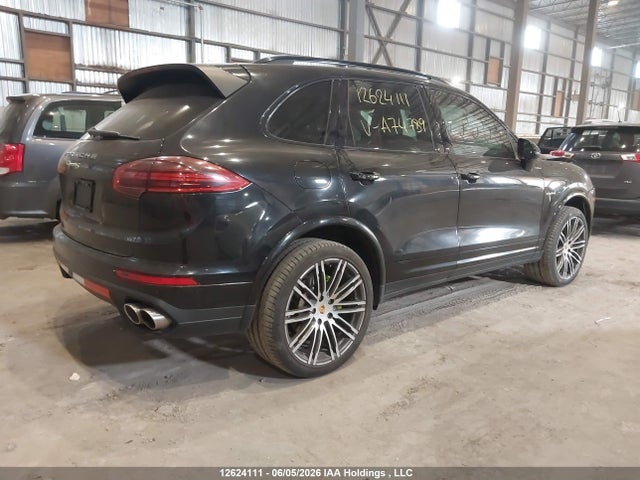12624111 :رقم المزاد ، WP1AE2A26HLA74789 vin ، 2017 Porsche Cayenne مزاد بيع